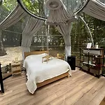 Luxury tent La Bulle *